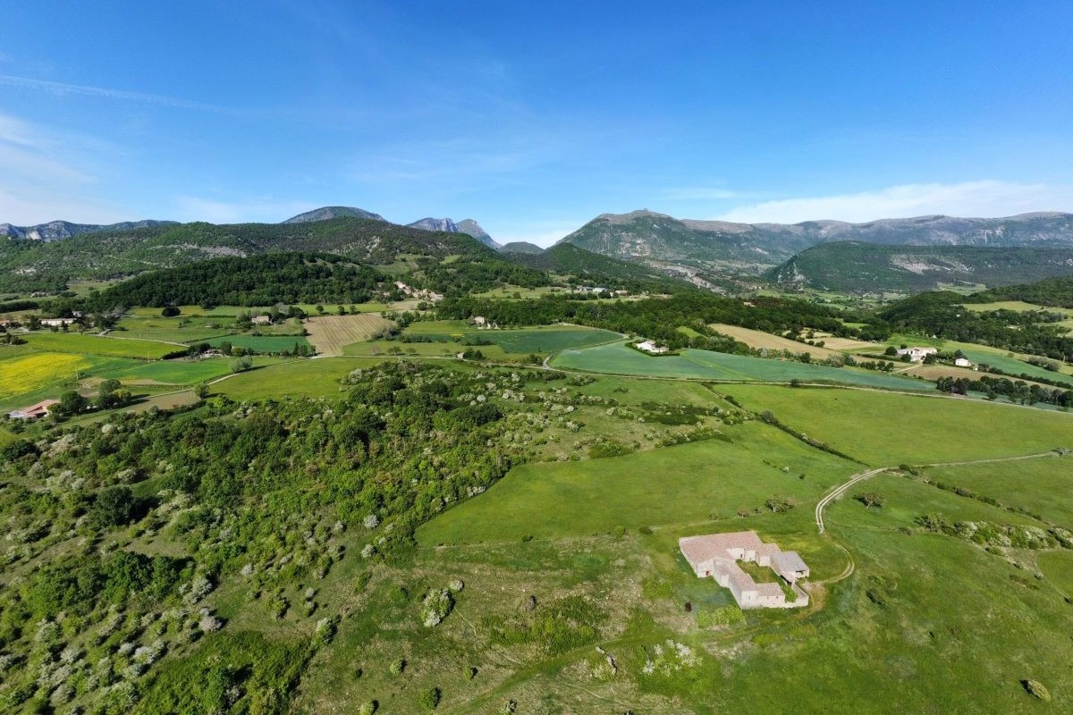 Le Rastel, the mountains and the Saoû and Couspeau Forests
